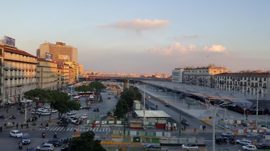 Garibaldi I Naples